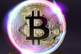 Bitcoin Price Crash Incoming? Why A Fall To $63,000 Is Possible If This Resistance Holds