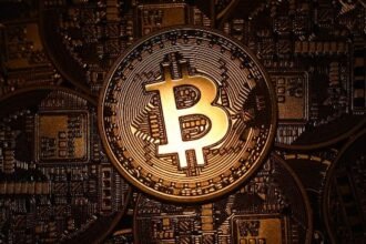 Binance Whales Cash Out as Bitcoin Drops—More Downside Ahead?