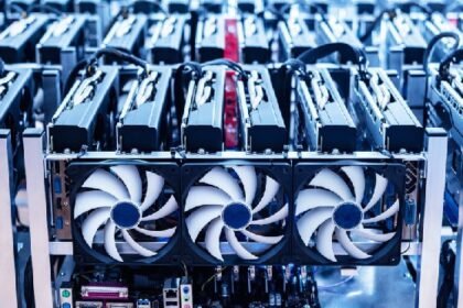Riot Platforms Sells $44 Million in Bitcoin Amid Mining Industry Headwinds