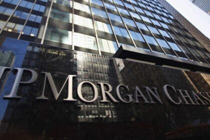 JP Morgan warns about risky risk