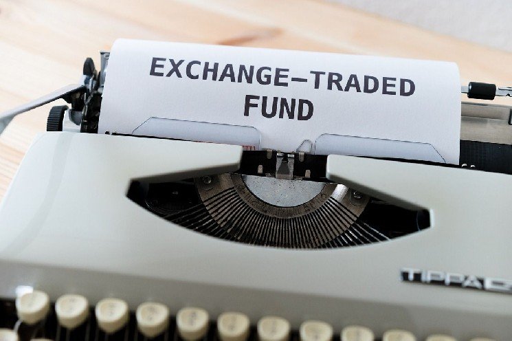 Investment Advisors Become Top Holders of Spot Bitcoin ETFs, Ether ETF Demand Rises