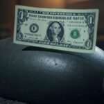 Will the dollar explode soon or not? Lyn Alden analyzes debt risks