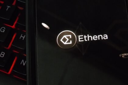 Why did the Ethena stablecoin drop in price only on Binance?