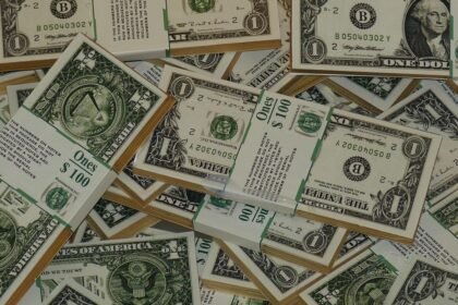 The dollar fails a new attempt to break higher