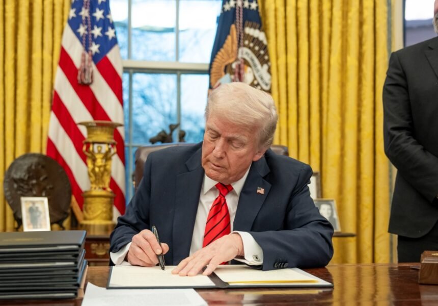 Trump would trigger a new bitcoin rally with his tariff refunds